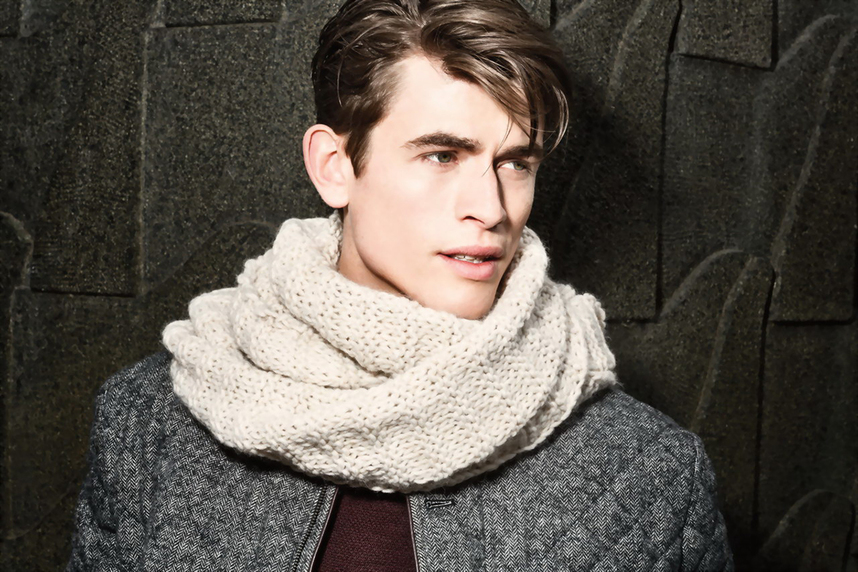 Купить мужские шарфы оптом в Москве